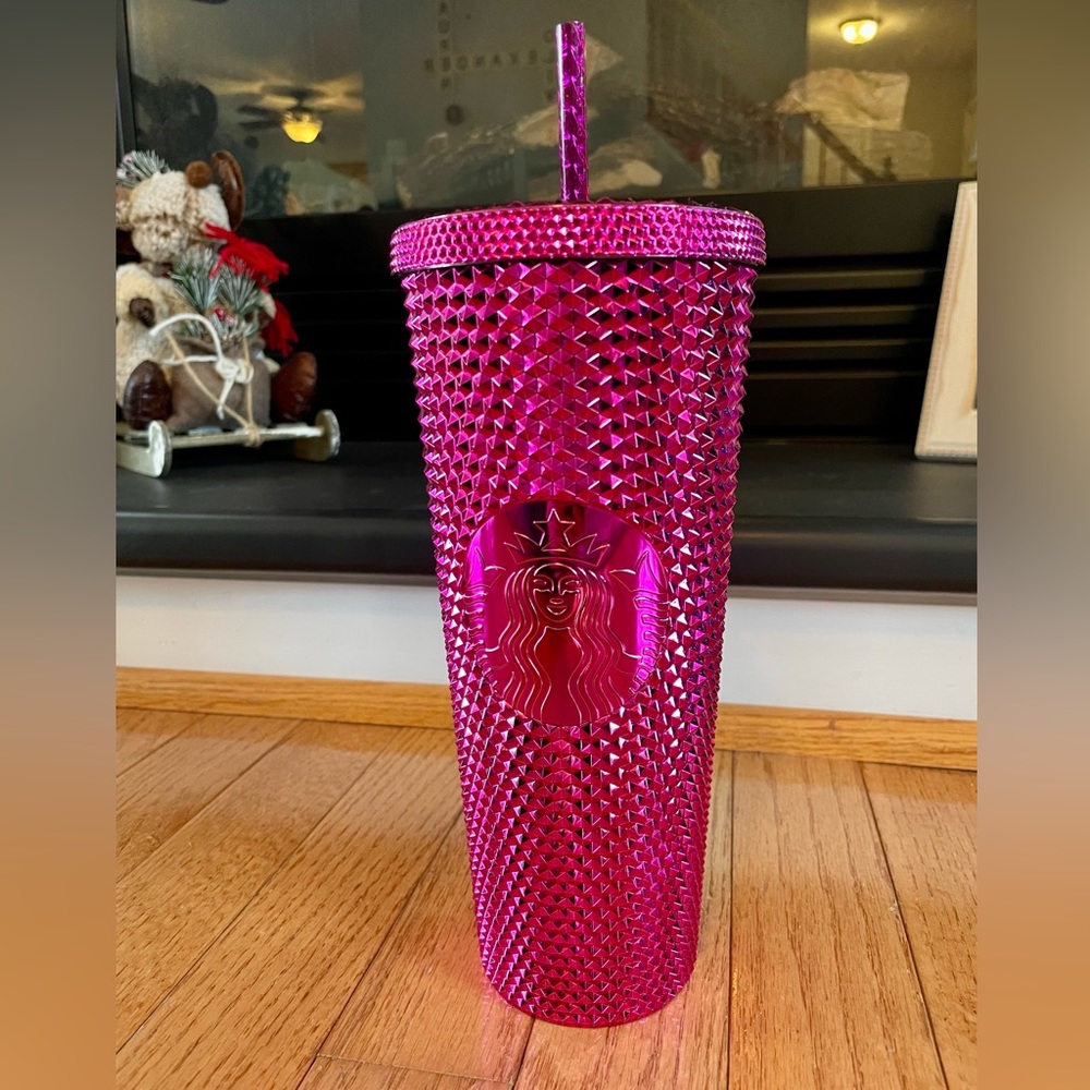 2022 Starbucks Holiday cup